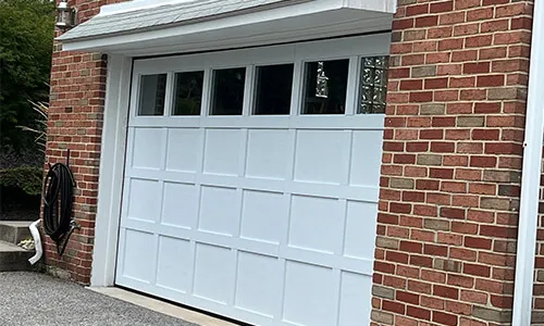 Porte de garage Cambridge CM, 13' 10'' x 6' 9'', Blanc glacier, fenêtres Panoramique avec verre Clair
